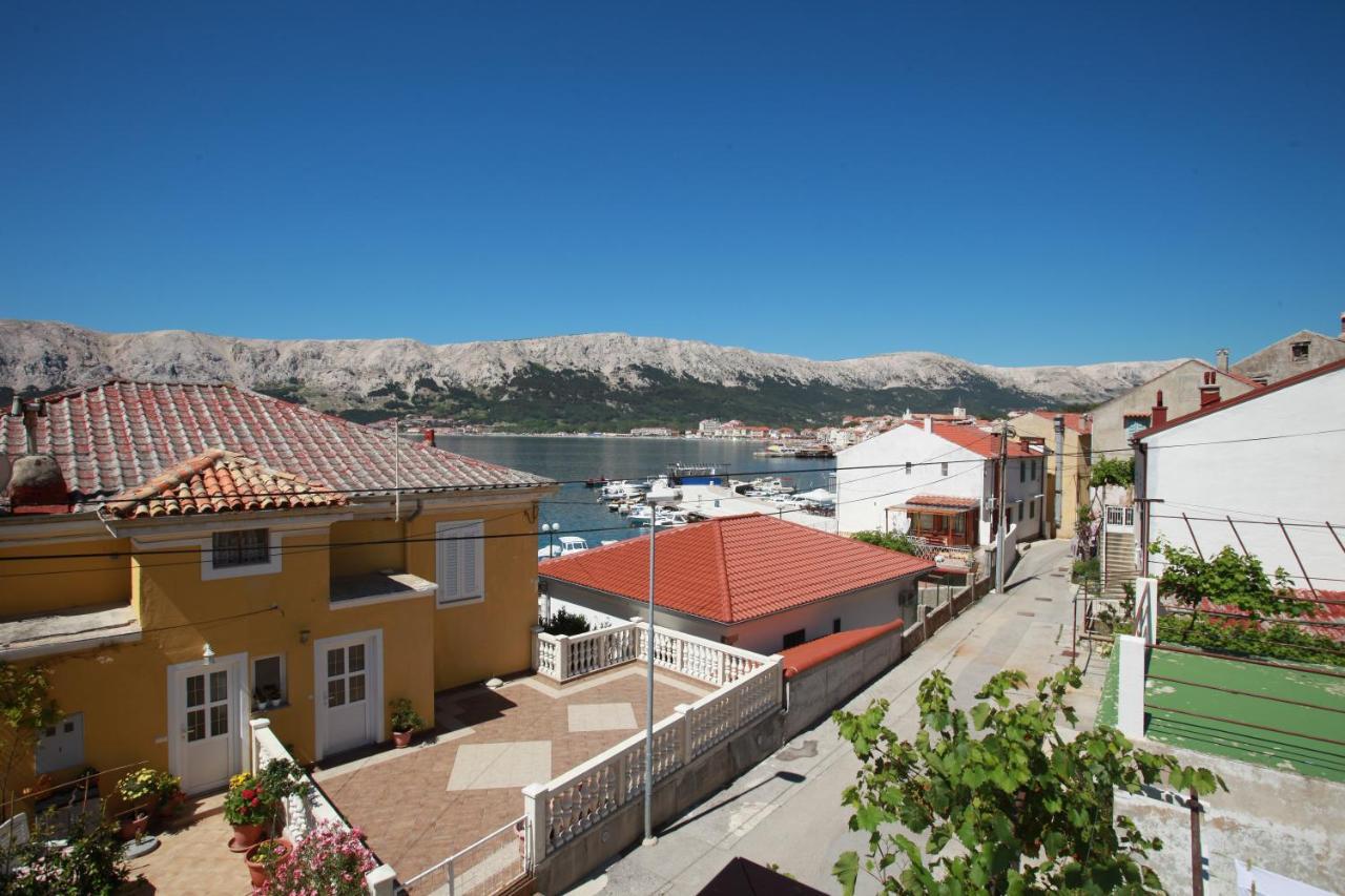 Apartment Mario With Terrace And Sea View Baška Extérieur photo