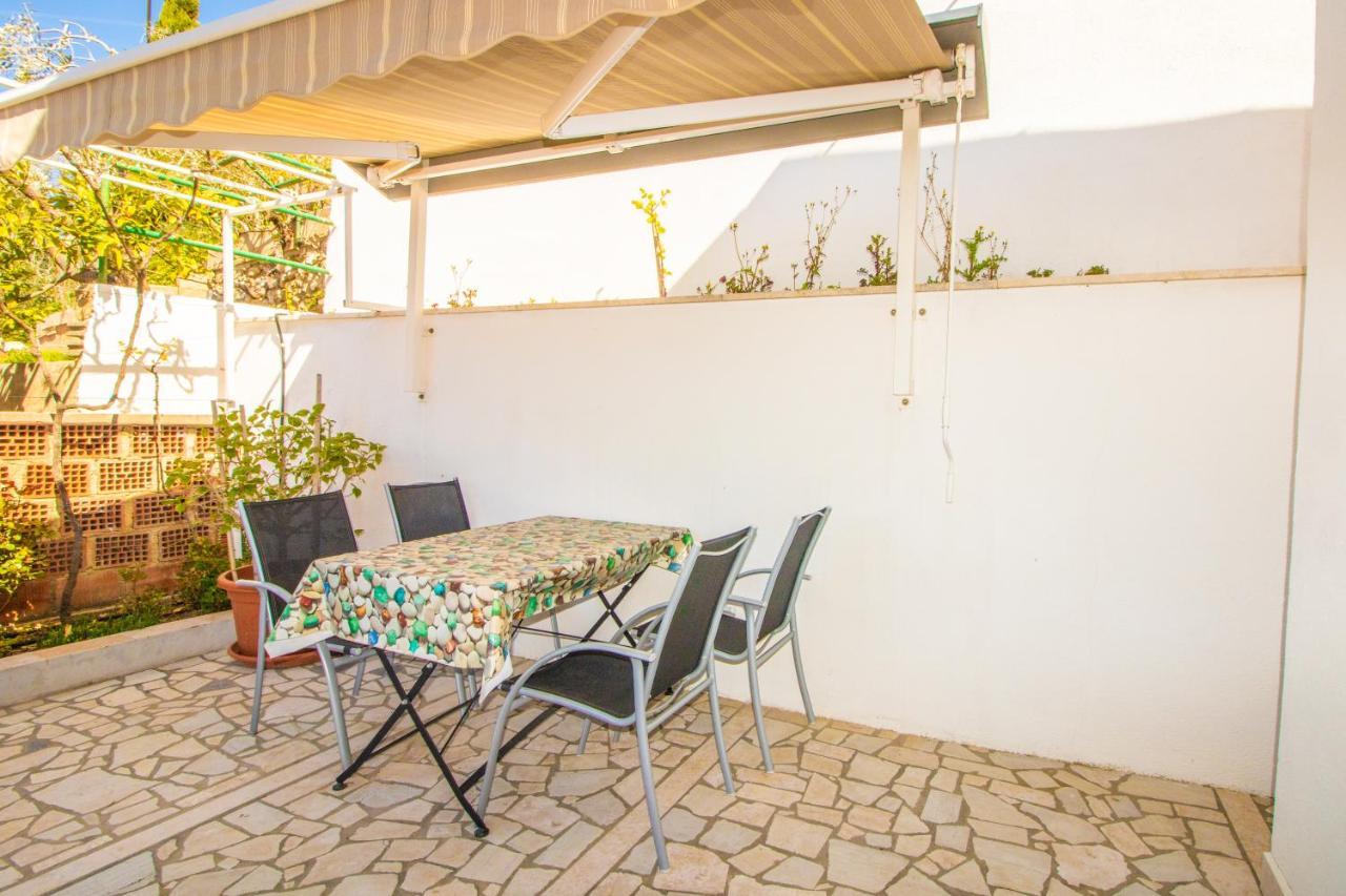 Apartment Mario With Terrace And Sea View Baška Extérieur photo