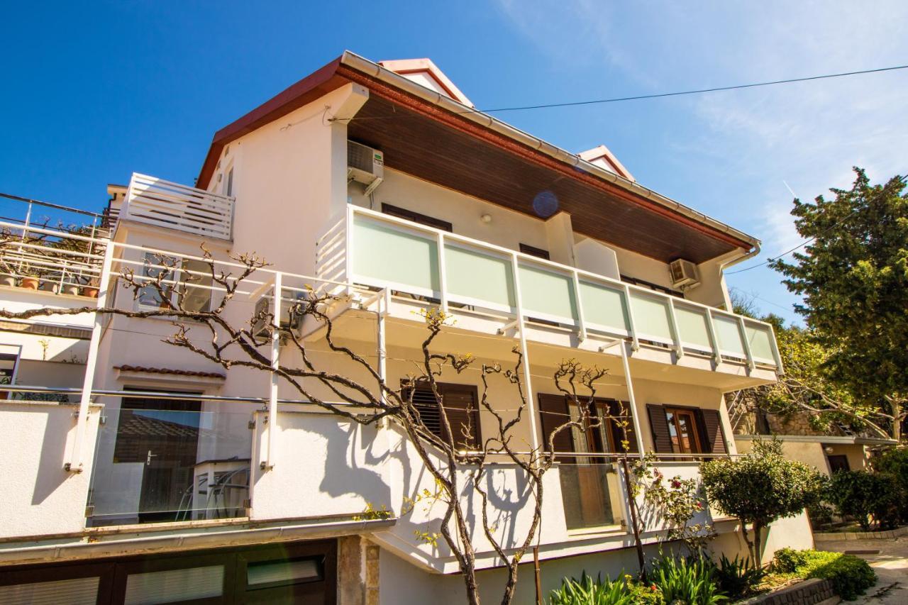 Apartment Mario With Terrace And Sea View Baška Extérieur photo