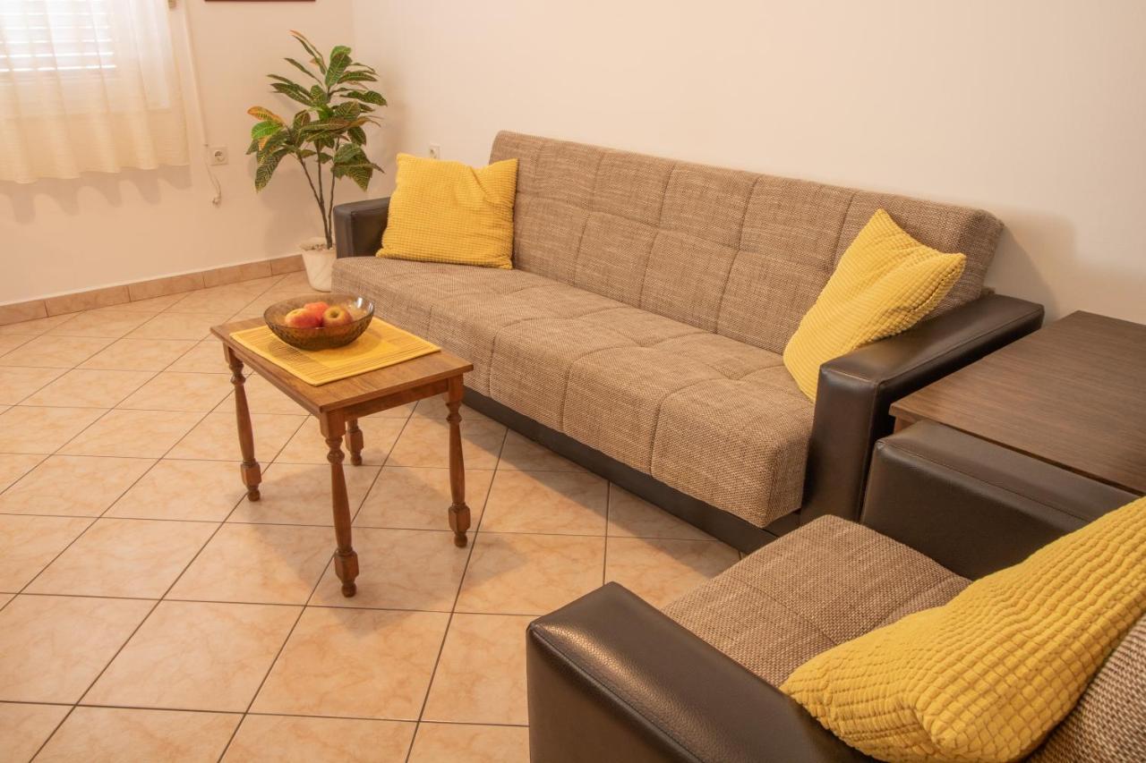 Apartment Mario With Terrace And Sea View Baška Extérieur photo